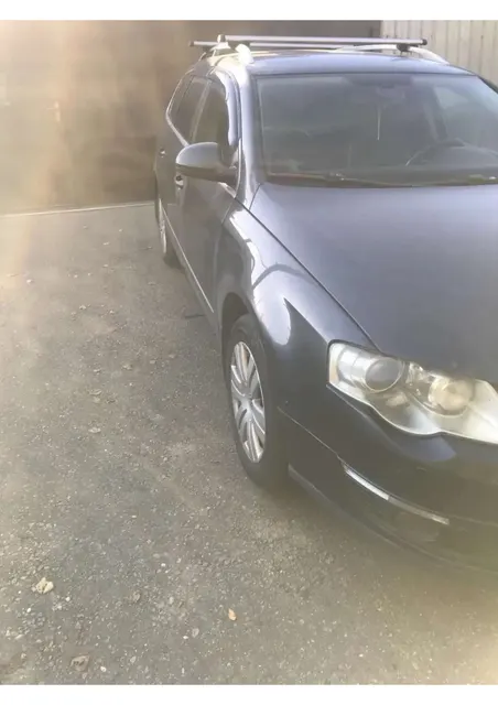 Автомобиль марки VOLKSWAGEN модель Passat 2008 г.в. VIN-номер WVWZZZ3CZ8E234023. В залоге у ПАО "Совкомбанк".