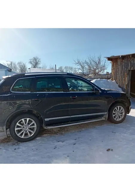Легковой автомобиль марки VOLKSWAGEN, модели: Touareg, год выпуска: 2013 г., идентификационный номер (VIN): XW8ZZZ7PZEG000964