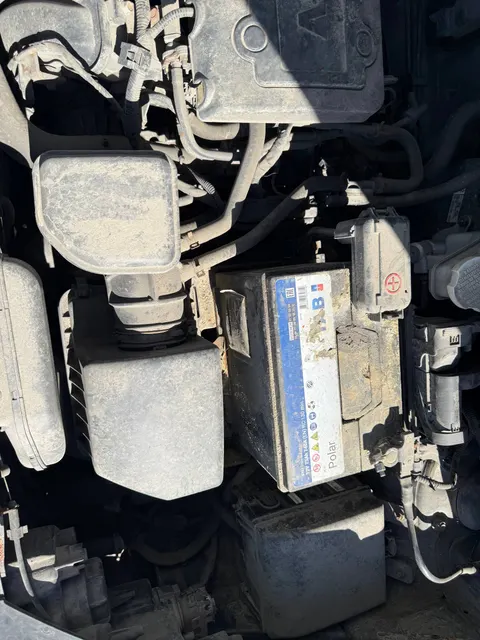 автомобиль марки HYUNDAI модель ix35 2012 г.в. VIN-номер TMAJU81BDDJ395842