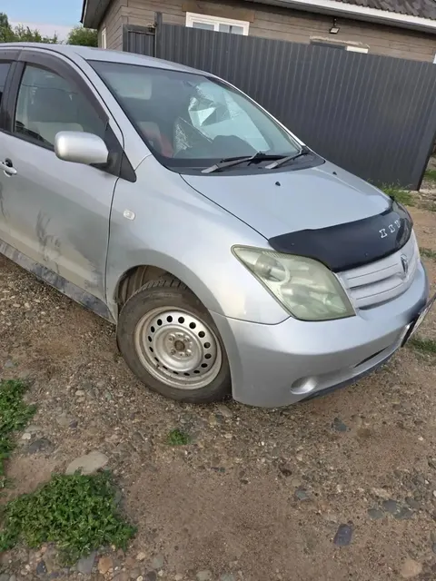 автомобиль марки TOYOTA модель Ist 2003 г.в. номер кузова NCP61-0043196