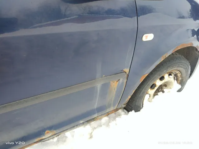 Автомобиль марки VOLKSWAGEN модель 2k caddy maxi 2008 г.в. VIN-номер WV2ZZZ2KZ8X118284