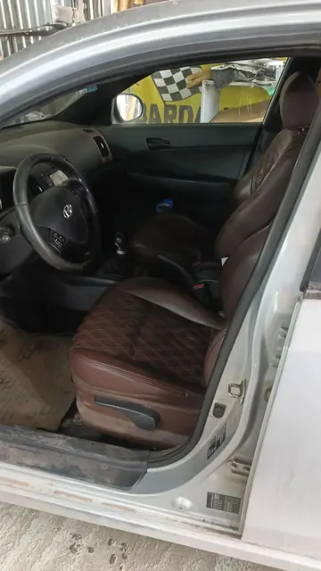 Автомобиль марки HYUNDAI модель I30, 1.4 GL MT 2010 г.в. VIN-номер TMADB51CABJ148325