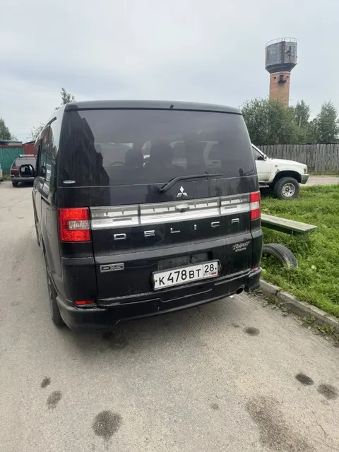 Легковой автомобиль, марки MITSUBISHI модель DELICA D5 2009 г.в. номер кузова CV5W0300521