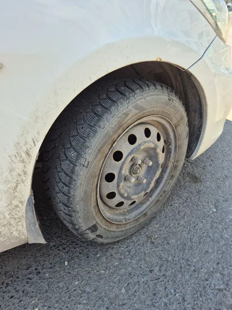 Легковой автомобиль марки: HYUNDAI модели: Solaris, год выпуска: 2012 г., кузов №: Z94CT51DACR063249, идентификационный номер (VIN): Z94CT51DACR063249.