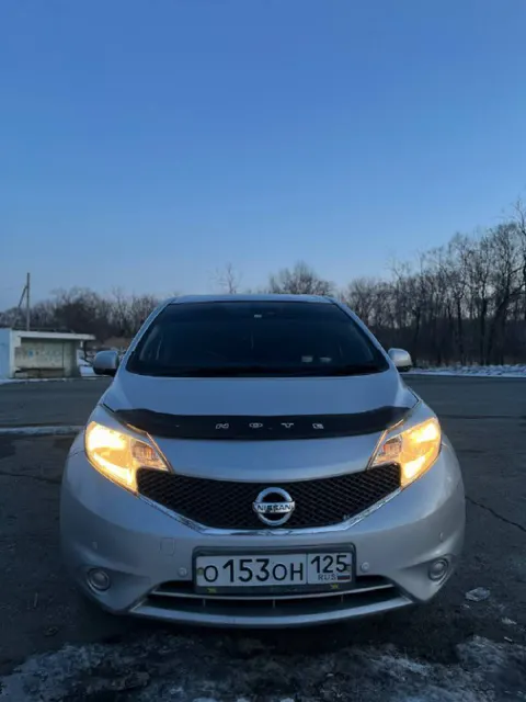 Легковой автомобиль марки: NISSAN, модели: Note, год выпуска: 2015 г., кузов №: E12-403498