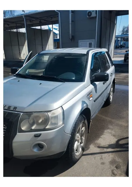 Автомобиль марки LAND-ROVER модель Freelander 2 2008 г.в. VIN-номер SALFA24B78H090459