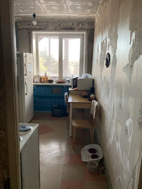 Доля в праве 1/3, квартира, расположенная по адресу: Красноярский край, ЗАТО Железногорск, город Железногорск, пр-кт Ленинградский, д. 105, кв. 25, кадастровый номер: 24:58:0312002:2337.