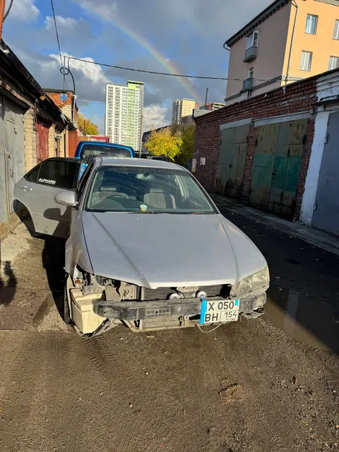 Автомобиль марки HONDA модель Accord 2002 г.в. номер кузова CF31306355.
