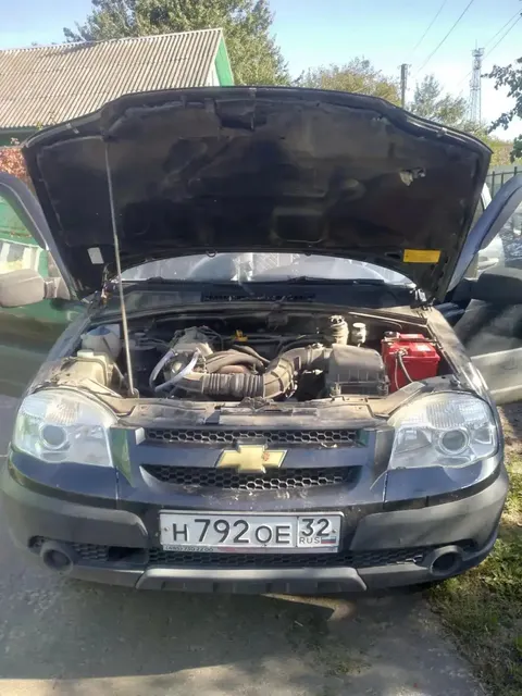 Автомобиль марки CHEVROLET модель Niva 2010 года выпуска VIN Х9L212300A0297707
