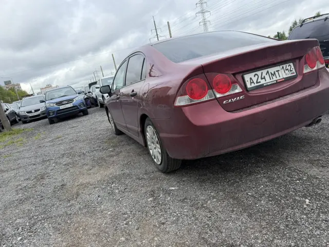 Легковой автомобиль марки: HONDA, модели: Civic, год выпуска: 2008 г., идентификационный номер (VIN): NLAFD75308W070107