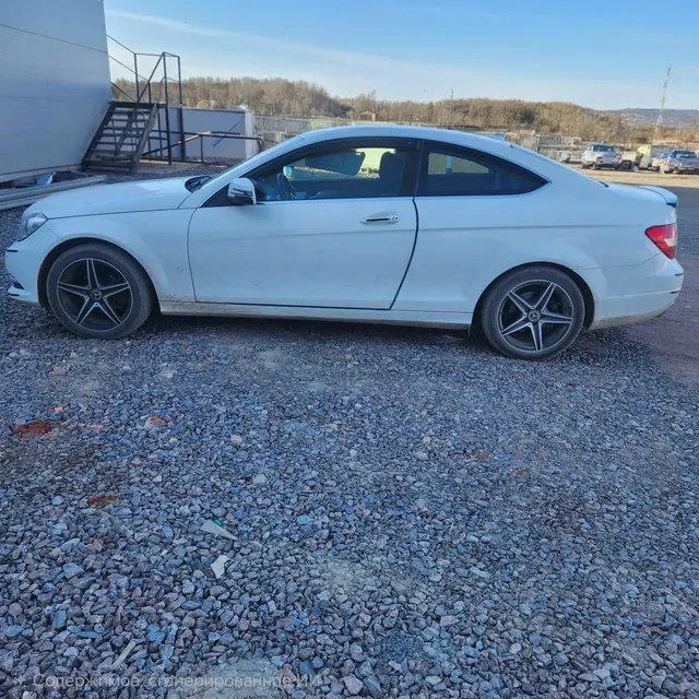 Автомобиль марки MERCEDES модель c180 2012 г.в. VIN-номер WDD2043491F866387