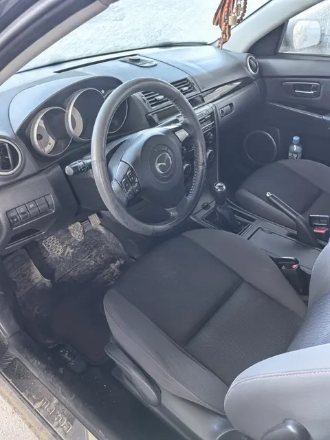Легковой автомобиль марки: MAZDA, модели: 3, год выпуска: 2008 г., кузов №: JMZBK12F601774304, идентификационный номер (VIN): JMZBK12F601774304. Имущество обременено залогом ПАО «Совкомбанк»
