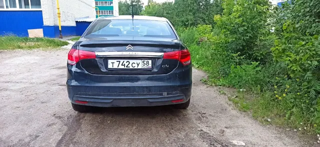 Автомобиль марки CITROEN модель C4 2013 г.в. VIN-номер Z8TNDNFP0DM027346