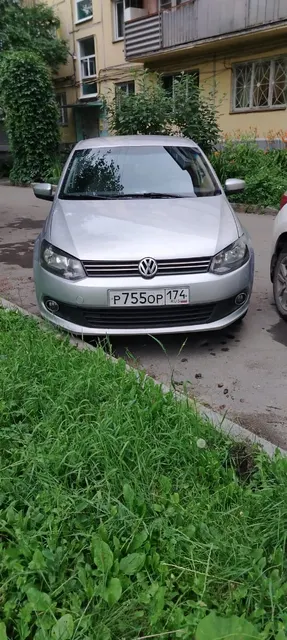 Автомобиль марки: VOLKSWAGEN, модель Polo, год выпуска 2011 г., кузов №: XW8ZZZ61ZBG018741, идентификационный номер (VIN): XW8ZZZ61ZBG018741 (залог в пользу ПАО "Совкомбанк").