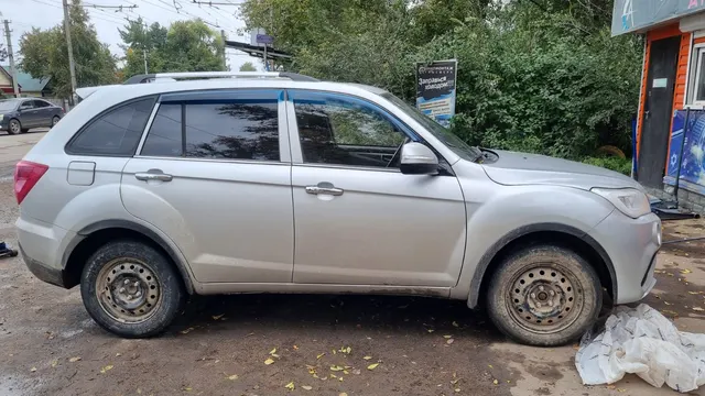 Автомобиль марки LIFAN модель X60 2017 г.в. VIN-номер X9W215830H0003189.