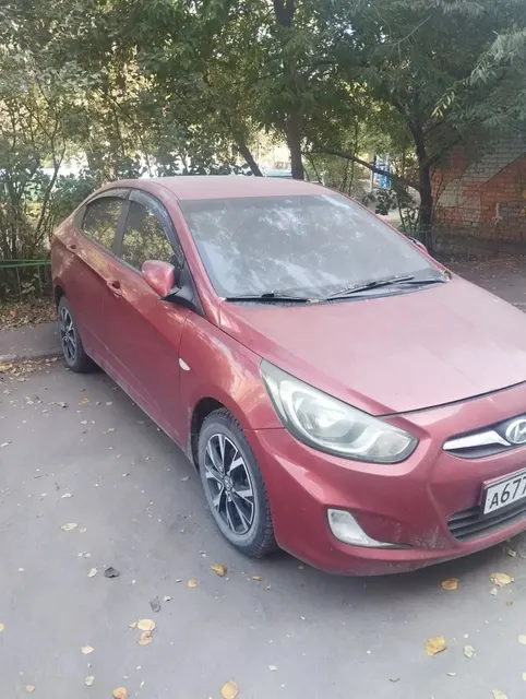 Легковой автомобиль марки: HYUNDAI, модель: Solaris, год выпуска: 2012 г., идентификационный номер (VIN): Z94CT41CACR172184