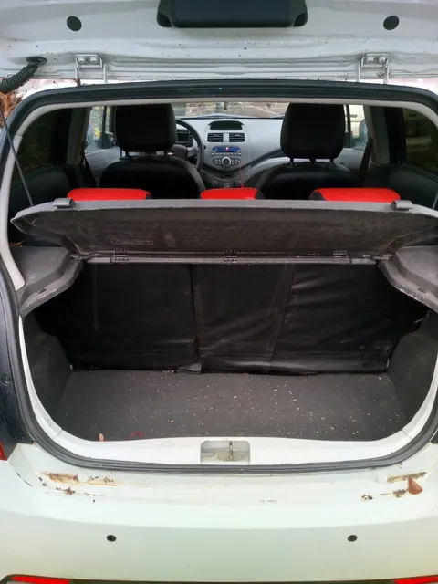автомобиль марки CHEVROLET Spaгk (2013 года выпуска, VIN: XWBMA481JEA517232. В залоге у ПАО «Совкомбанк»
