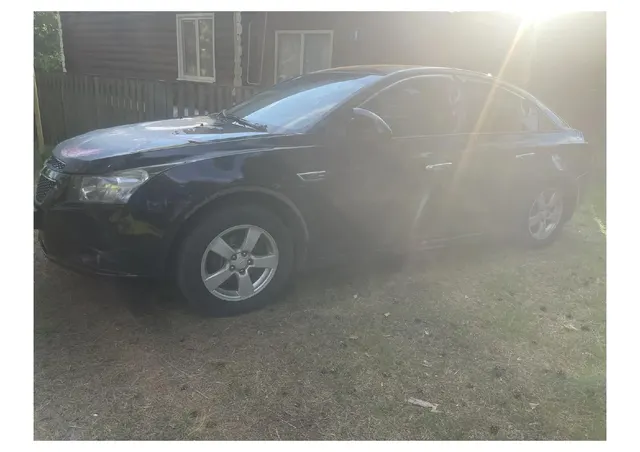 Автомобиль марки CHEVROLET модель Cruze 2010 г.в. VIN-номер XUFJF695JA3019130