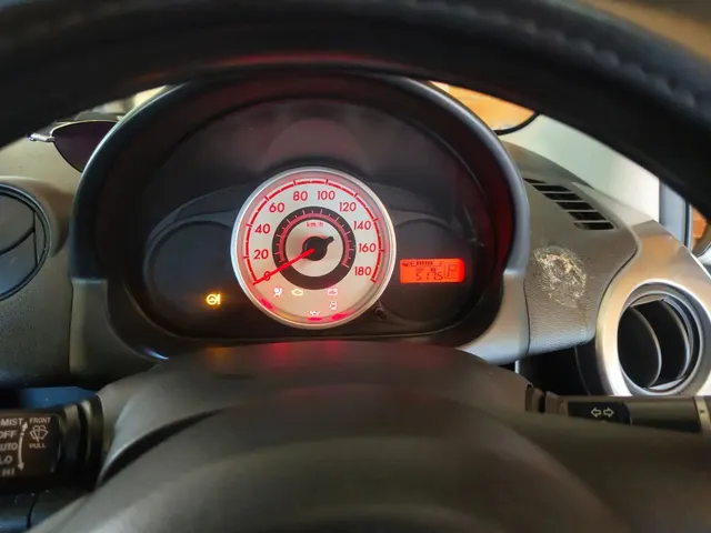 Легковой автомобиль марки: MAZDA, модели: DEMIO, год выпуска: 2008 г., кузов №: DE3FS-140670