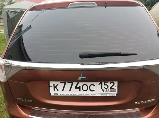 Автомобиль марки MITSUBISHI модель Outlander 2012 г.в. VIN-номер JMBXTGF2WDZ000569