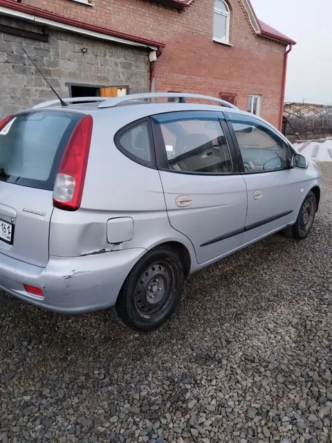Легковой автомобиль ШЕВРОЛЕ REZZO 2008 года выпуска, VIN: KL1UF75618K956399, рег. номер В382ЕА161. (имущество является залоговым обеспечением по кредитному договору № 11935783201 от 14.06.2024г. заключенным с ООО " "Хоум Кредит энд Финанс Банк", в настоящее время банк ликвидировался и передал обязательства ПАО "Совкомбанк").