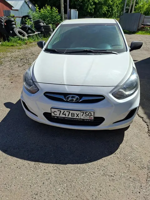 Автомобиль марки HYUNDAI модель Solaris 2013 г.в. VIN-номер Z94CT41DADR264310, находится в залоге у ПАО «Совкомбанк»