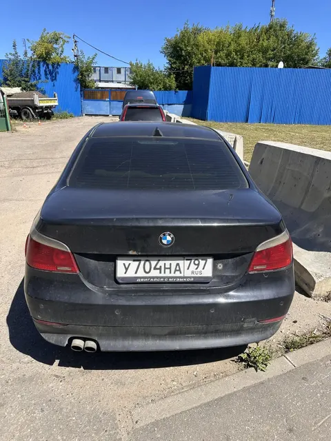 Автомобиль марки BMW модель 5 er 2005 г.в. VIN-номер X4XNA58465B671310