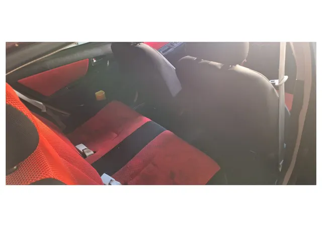 Автомобиль марки GEELY модель MK Cross 2013 г.в. VIN-номер X9W215701D0012360 Имущество находится в залоге ПАО "Совкомбанк"