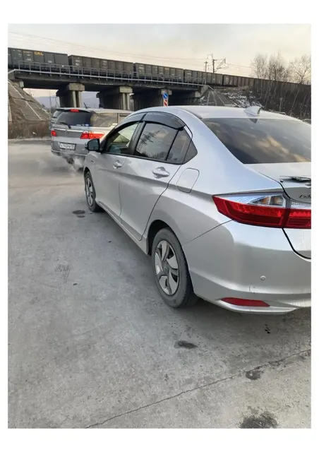 Автомобиль марки HONDA модель GRACE 2014 г.в., номер кузова GM4-1002332