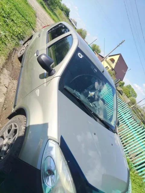 Легковой автомобиль марки: RENAULT, модели: Sandero (SR), год выпуска: 2010 г., идентификационный номер (VIN): X7LBSRB1HAH305734