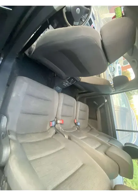 Автомобиль марки VOLKSWAGEN модель Touran 2007 г.в. VIN-номер WVGZZZ1TZ7W043802