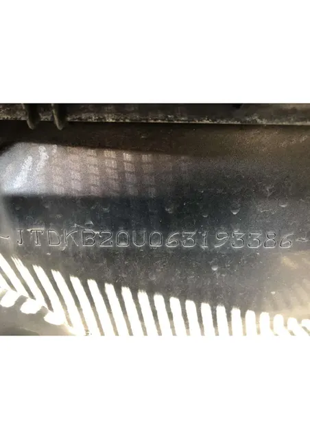 Автомобиль марки TOYOTA модель Prius, VIN JTDKB20U063193386, 2006