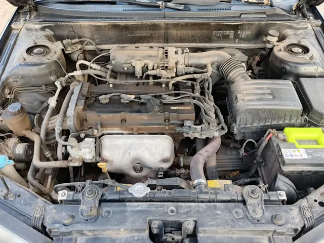 Легковой автомобиль марки: HYUNDAI, модели: Elantra, год выпуска: 2005 г., идентификационный номер (VIN): KMHDN41BP5U170363