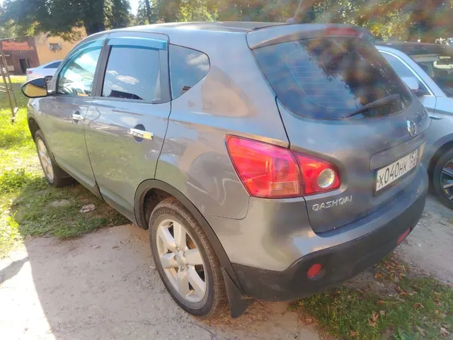 Легковой автомобиль марки: NISSAN, модели: Qashqai, год выпуска: 2008, идентификационный номер (VIN): SJNFAAJ10U1225103