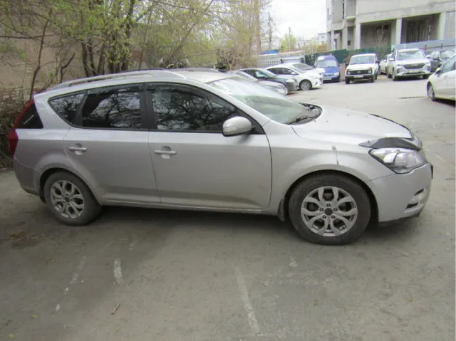 Автомобиль марки KIA модель CEED 2012 г.в. VIN-номер XWEHC812BC0013273