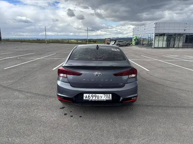 Автомобиль марки HYUNDAI модель Elantra 2019 г.в. VIN-номер XWEDC41FBL0007222 (предмет залога ПАО "Совкомбанк")