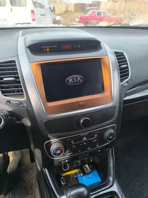 легковой автомобиль KIA Sorento XM FL, год выпуска: 2016г., идентификационный номер (VIN): XWEKU811DFC009996