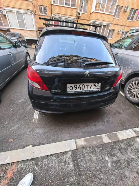 Автомобиль марки PEUGEOT модель 207, 2010 г.в. VIN-номер VF3WCKFUCAW077829. Предмет залога ПАО Совкомбанк