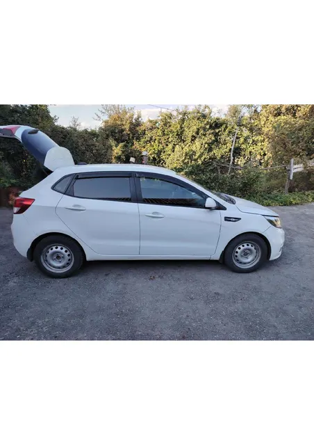 Автомобиль марки KIA модель Rio 2017 г.в. VIN-номер Z94CB51BAHR095546