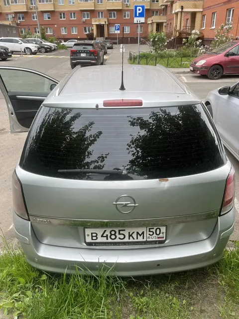 Автомобиль марки Opel модель Astra 2011 г.в. VIN-номер XWF0AHL35B0010286
