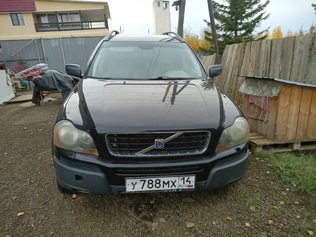 Автомобиль марки VOLVO модель XC90 2003 г.в. VIN-номер YV1CM91H331020892
