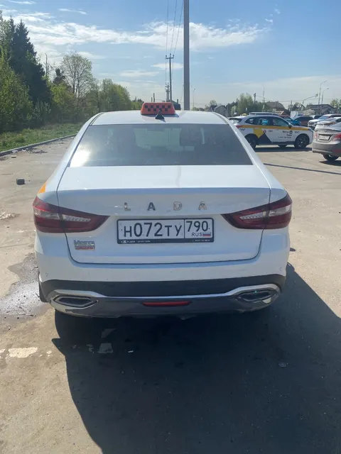 Легковой автомобиль марки: LADA, модель: VESTA GFL110, номер кузова: XTAGFL110R0735471, год выпуска: 2023, идентификационный номер: XTAGFL110R0735471