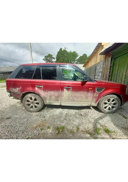 Автомобиль марки LAND-ROVER модель Range Rover 2005 года выпуска, VIN-номер SALSF25466A906986. Является предметом залога у ПАО "Совкомбанк".
