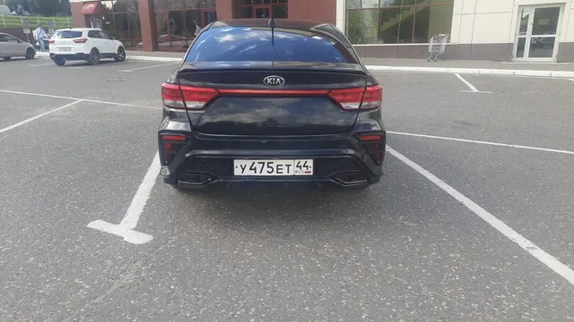 Автомобиль марки KIA модель RIO 2020 г.в. VIN-номер Z94C241BBLR174996