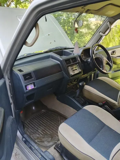 Автомобиль MITSUBISHI модель Pajero 2001 г.в. номер кузова H58A0209420