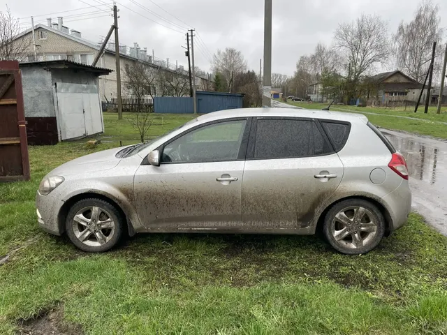 Легковой автомобиль марки: KIA, модели: Ceed, год выпуска: 2011 г., идентификационный номер (VIN): XWEHC512BB0006496