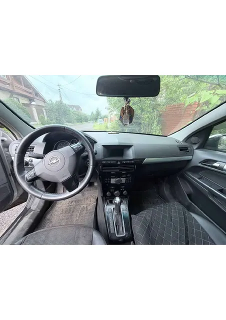 Автомобиль OPEL модель Astra, 2008 г.в., VIN-номер XUF0AHL698B004379