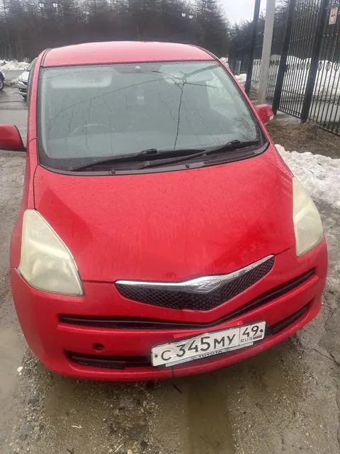 Автомобиль марки TOYOTA модель Ractis 2006 г.в. номер кузова NCP100-0026563