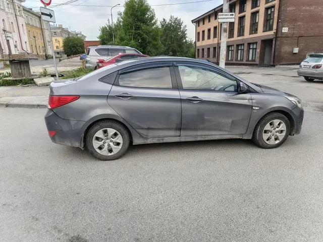 Автомобиль марки HYUNDAI модель Solaris 2014г.в. VIN-номер Z94CU41DAFR375969