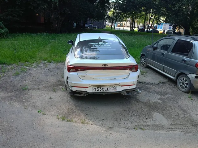 Автомобиль марки KIA модель k5 2020 г.в. VIN-номер XWEG3414BM0001712
